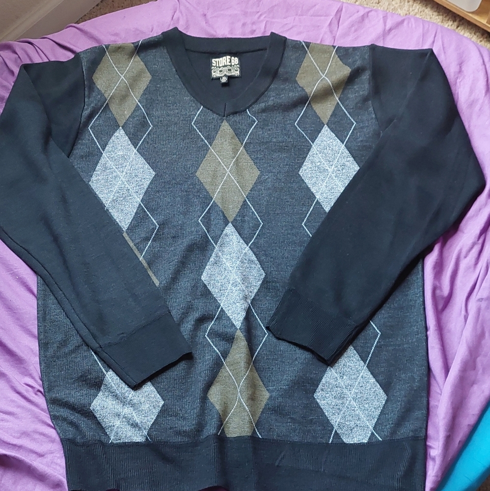 Men's V-Neck Argyle Sweater - Black/ Gray/ Brown. Sz- XL. Pre-Loved.